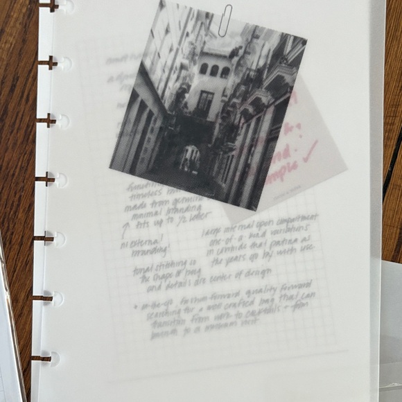 Cloth and Paper bundle - Picture 5 of 16